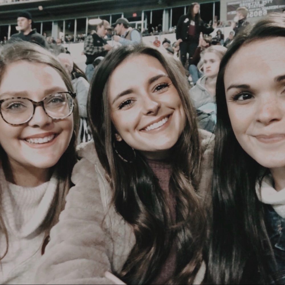 Meet your Posher, Shelby